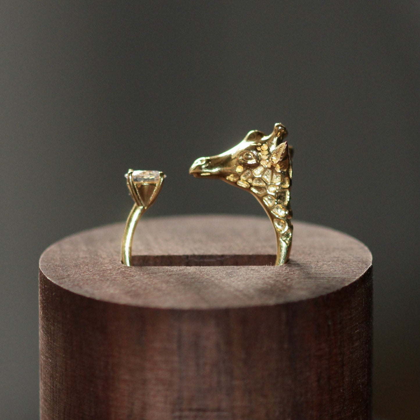 Giraffe Ring Gold