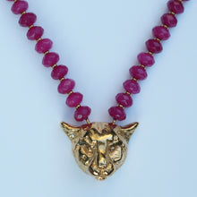 Load image into Gallery viewer, Cheetah fuchsia gem necklace
