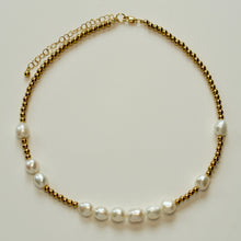 Load image into Gallery viewer, Pearl choker
